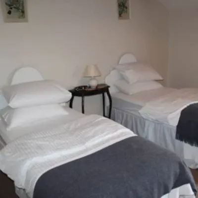 Far Reaching Rural Views- Pet Friendly Hotels near Oxenhope Station - Keighley & Worth Valley Railway