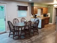 Short Walk to Ball State University Campus - Quiet Neighborhood Hotels in Muncie