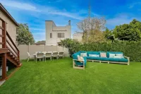 Private Pool & Spa/Fenced yard/Pet friendly/Walk to village/Close to beach