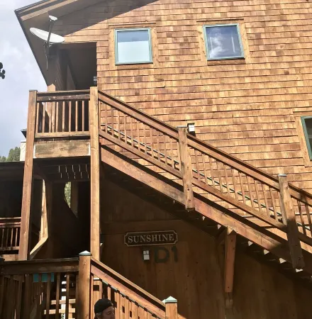 Romantic Downtown Telluride Studio Loft, Mountain Rustic Decor