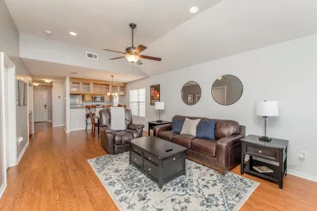 Charming 2-bedroom, 2bath home in lovely Hammond