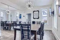 7 Bedroom, 3 Parking Spots,AC, Centrally Located on Main Street Next to Gondola!