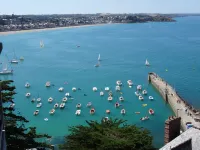250 ° panoramic sea view from the 10 windows !! Classified furnished with 4-star tourism. Hotels in Pleneuf-Val-Andre