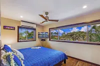 Puamana 167-4. See and hear the ocean 200 feet away! 2 huge 20' x 15' lanais!