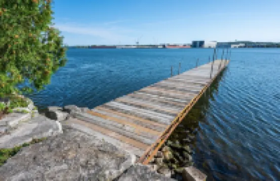 Waterfront cottage 3bdrm