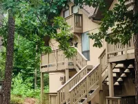 Poolside at Lake Keowee Golf,Hike,Waterfalls,Zip-Lining,Parks,Comfy 2Bed 1Bath Hoteles en Condado de Oconee