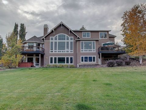 Gorgeous Mountain  View Home in Premier Missoula Neighborhood with  4 King Beds