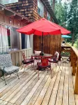 Tahoe's Gem - A Cozy Heart-of-Adventure Getaway. Min to lake, ski, hike, bike