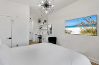 Gorgeous Studio on 30A nestled b/w Rosemary Beach and Alys Beach Hotels near Rosemary Beach Public Beach