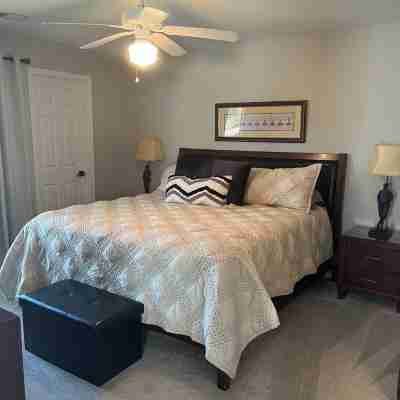 Golfer's Paradise! Condo on the 4th@Trueblue, Community Pool, Proximity to beach Rooms