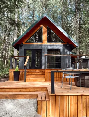 Among the Trees in Ashford, WA - Minutes to Paradise Mt. Rainier entrance Hotels near Longmire Museum