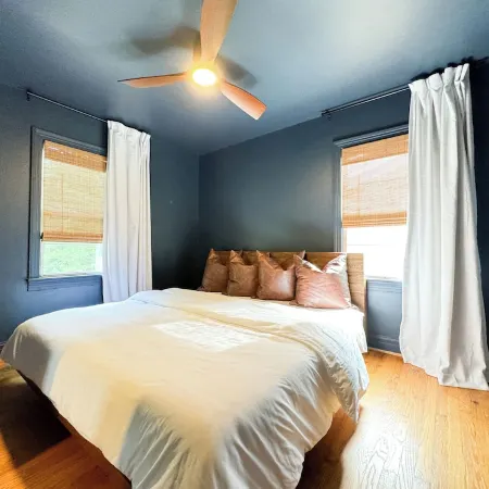 More Space than Hotel -- King Bed/ Bunk Bed / Laundry - 29mi to Nashville