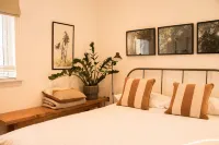 The Knock. Hotels in Drymen