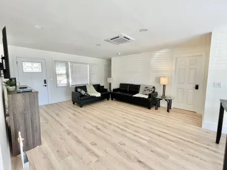 Chapel Farm 4br house in Spartanburg, sleeps 12.