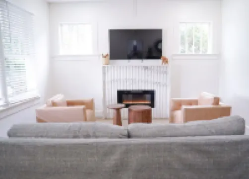 Downtown Gem Near Campus