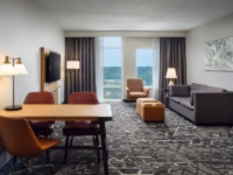 Embassy Suites by Hilton Hampton Convention Center Hotels in Hampton