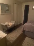 Spacious 1450 sf 2 BR Private Suite w/Dog Fe