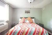 Quaint Gem Apt~Close to Downtown~Queen Bed