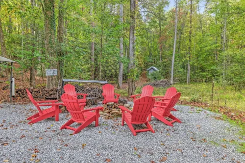 Bear Paw Cottage #2 Queen; Cozy! Adorable!  Pet Friendly! 4 Miles to Helen! - 鄉村度假屋