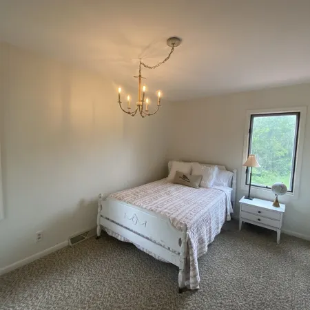 Vineyard Carriage House with High Speed Internet.