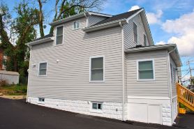 Stylish 4-bedroom whole house with plenty of parking