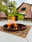 Bear Paw Lodge • Luxury Cabin • Game Room • Fire Pit