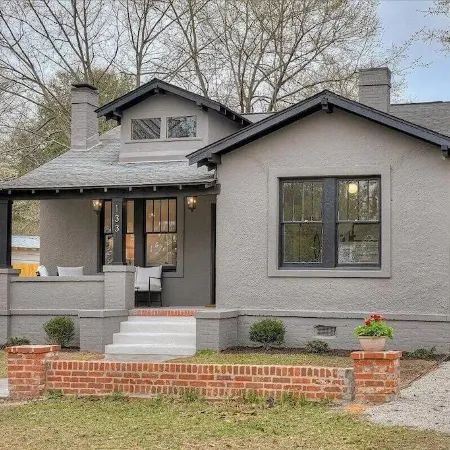 Historic charm near downtown/Bruce's Field