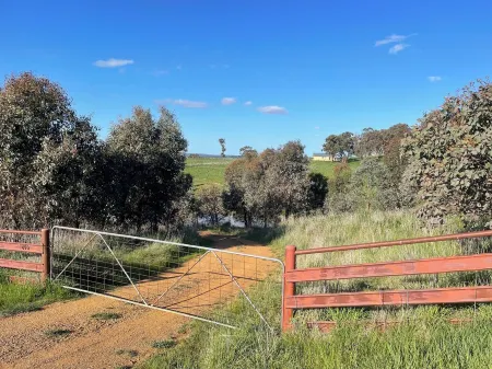 Rural views and family friendly