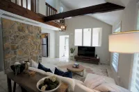 3-bedroom vacation home just 12 minutes from Lafayette and Lehigh College.