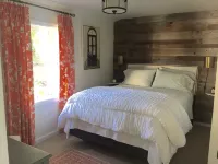 The Sycamore Bungalow located near attractions in The Amish Country.