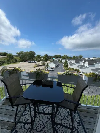 SL front complex, pool access, water views, all clean furnishings and more!!!