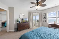 "Mermaid's Delight" Oceanfront Beach House w/pool - 4つ星