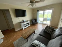 BEACHSIDE GETAWAY IN SHEBOYGAN