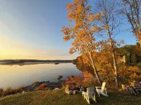 Maine Waterfront Cottage: Nestled on an acre of land, with 500ft of shore front
