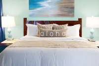 Romantic & Breathtaking Oceanfront Kauai Condo