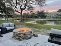 Come and relax by the creek for your vacation!