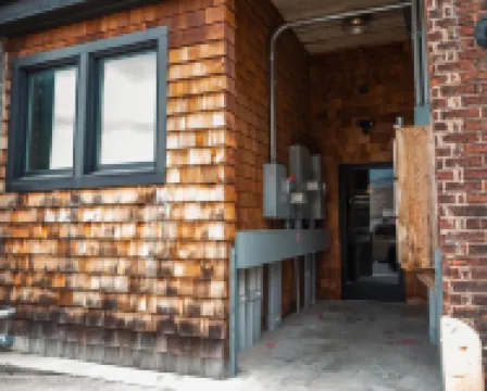 Large Studio Suite in the Middle of Downtown JC