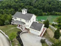 Douglas Lake Waterfront Estate - 3-Sterne