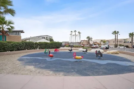 BeachBreak #6 Spacious+Luxurious Beachfront Suite