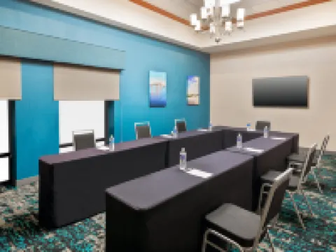 ハンプトン イン ソールズベリー ソールズベリーのホテル