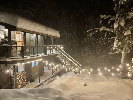 Cabin close to Bear Valley Game Room,Pets,EV Friendly Rec Center Access