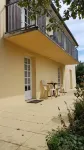 Furnished apartment in individual house any comfort with raised garden