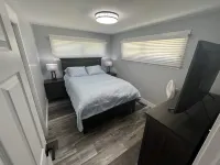 Newly remodeled 3br/1ba home~SW Topeka location~Sleeps 6