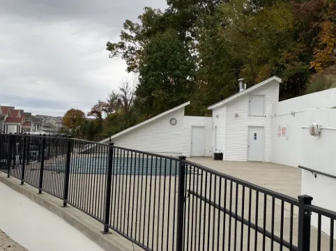 Newly remodeled updated condo,12x32 Boat slip, wi-Fi Internet cable TV, pwc slip