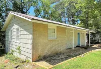 Stay @ The Bungalow - Remodeled & 14 min. to DT