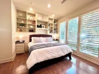 Lakefront Oasis - 6BR/4.5BA