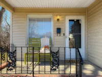 The Fox Den, Pet Friendly, Broadband WiFi, Great Location