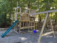 Pocono Lake and Ski retreat. Dog friendly. Free kayaks, grill, and fire pit Hotels in Coolbaugh Township