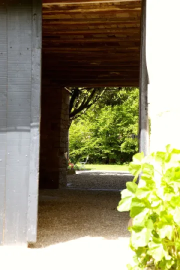 Former convent from the 17th, renovated, private garden, Beaune center
