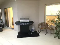 Renovated villa w private pool & bbq - close to magic theme parks!!